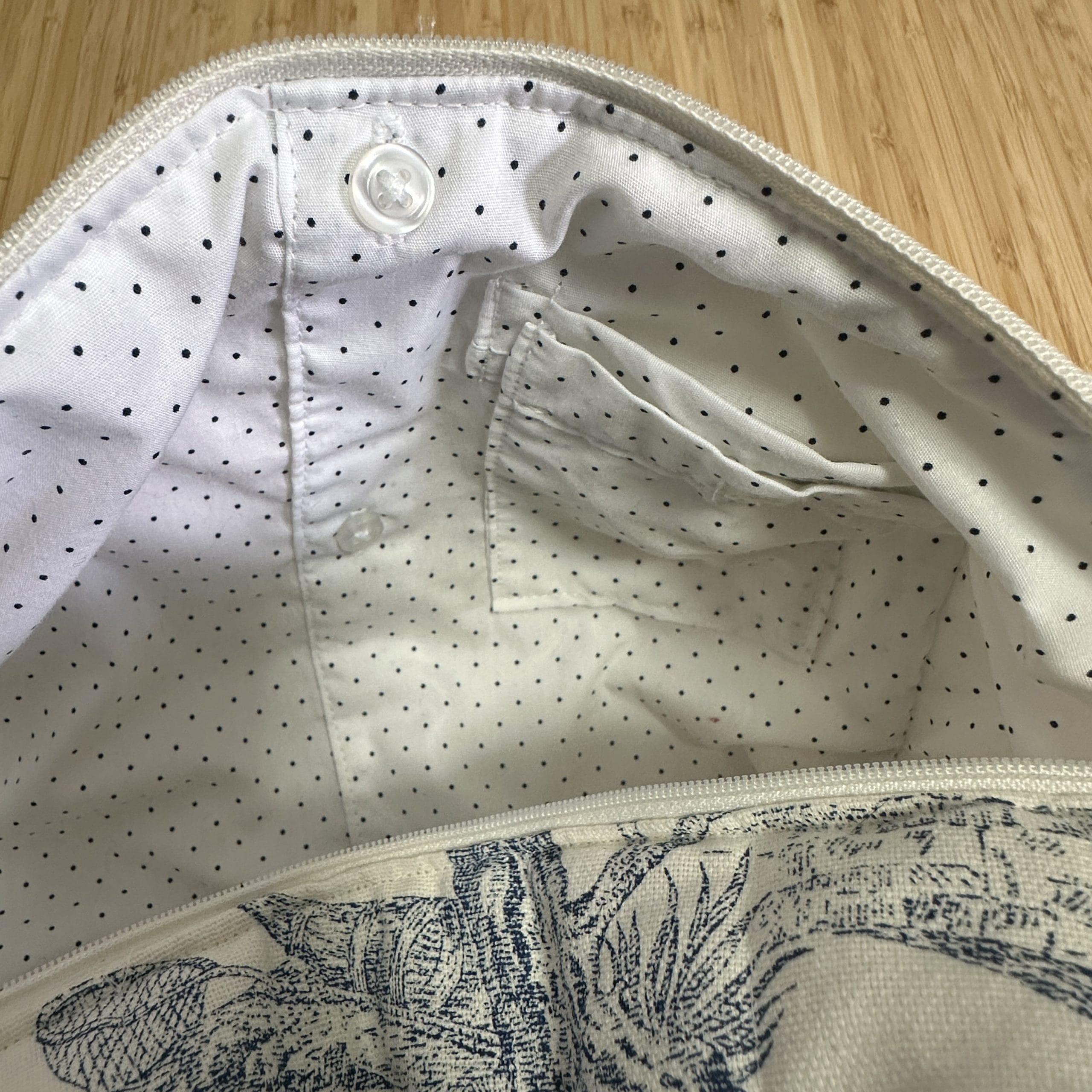 Trousse de toilette Nelson - Toile de Jouy Bleue XL - Confectionnée par Nizette