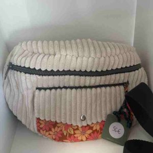 BAN-AMAYA-XL-001 - Sac banane Amaya. - XL - Velours Fleurs Orange & Rose.jpg