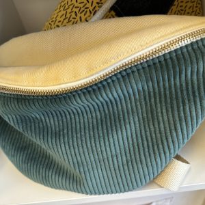 BAN-002 - Banane  - Velours vert & Jean