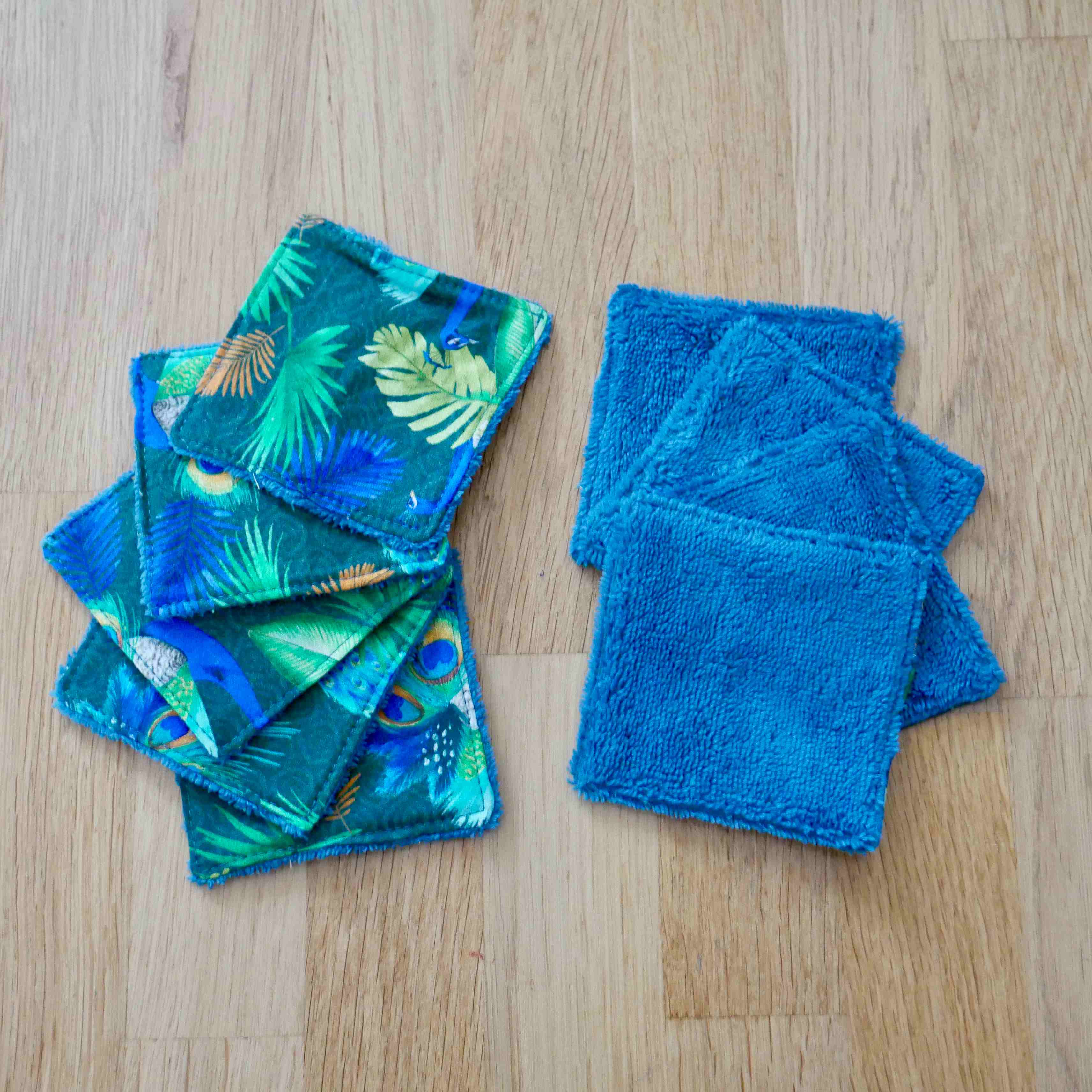 Lingettes lavables Hubertine - Vert Paon, création de Nizette