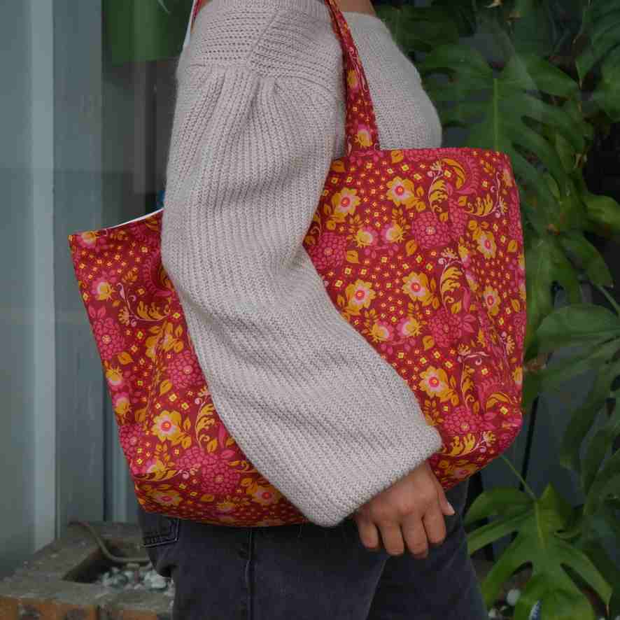 Sac Malala - Rouge Fleurs Jaunes, création artisanale de Nizette