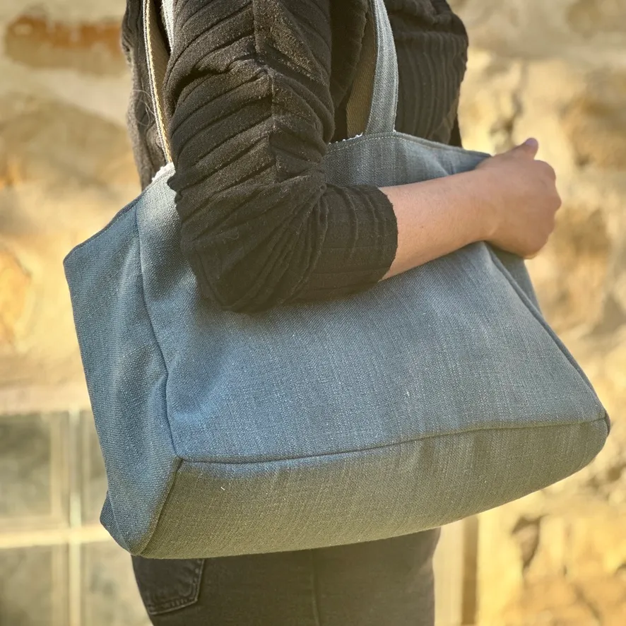 Sac Malala Vert, création artisanale de la couturière Nizette